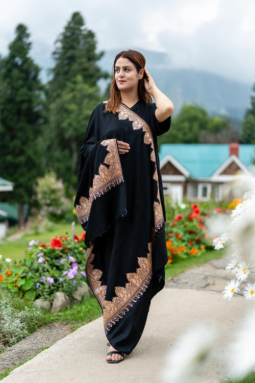 Women's Shawls and Stoles